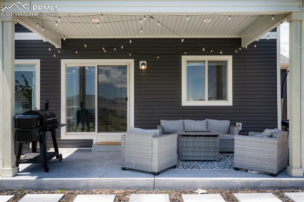 Image 49 of 50: Patio