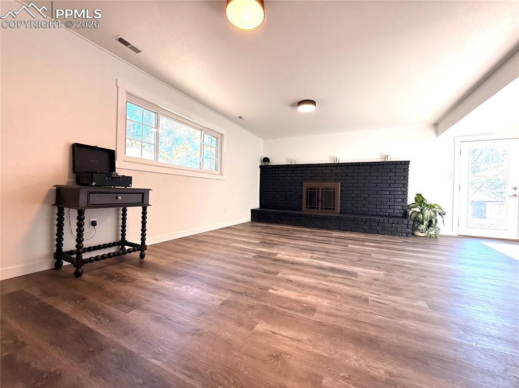 Image 12 of 45: Family Room