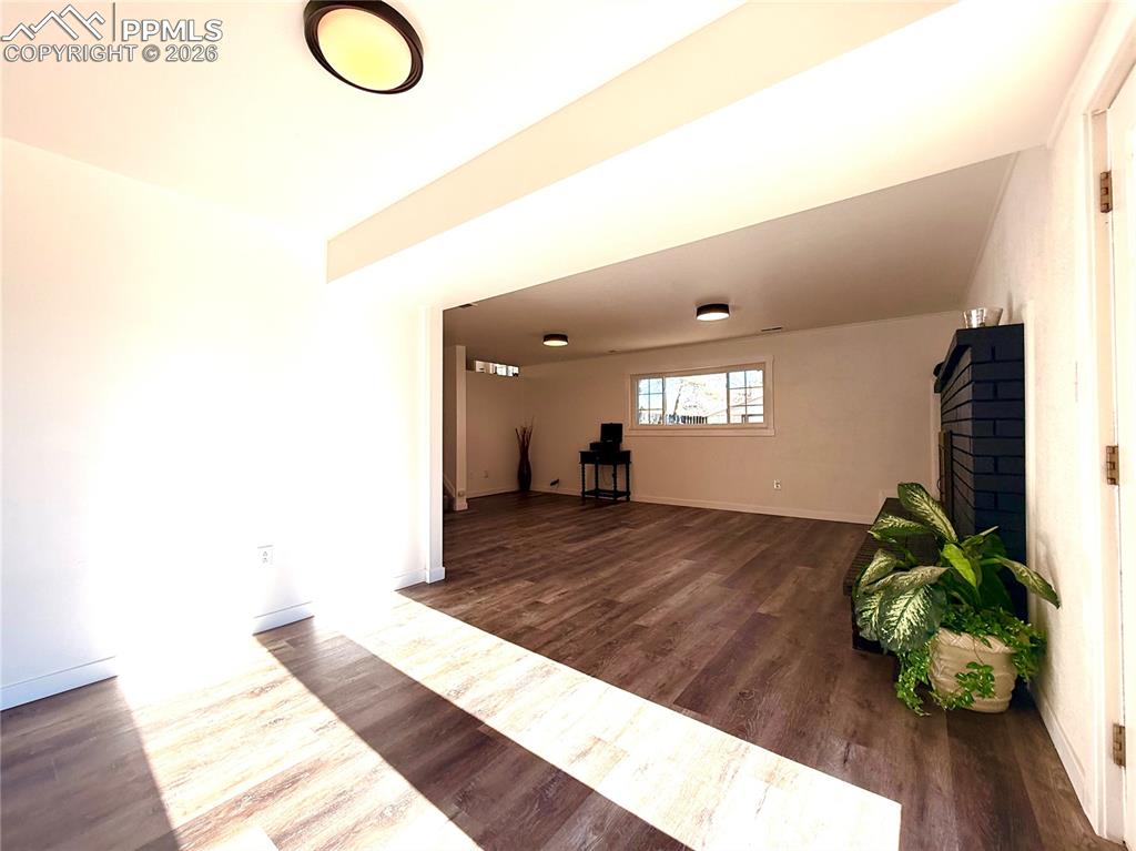 Image 20 of 45: Family Room