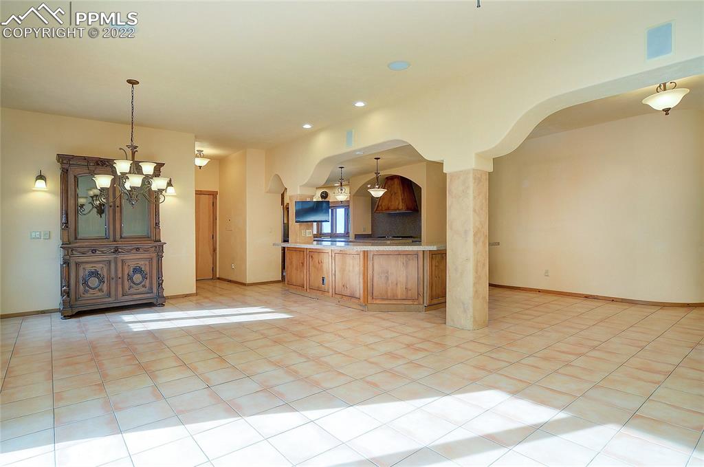 Listing 7608990, Image 18 of 37
