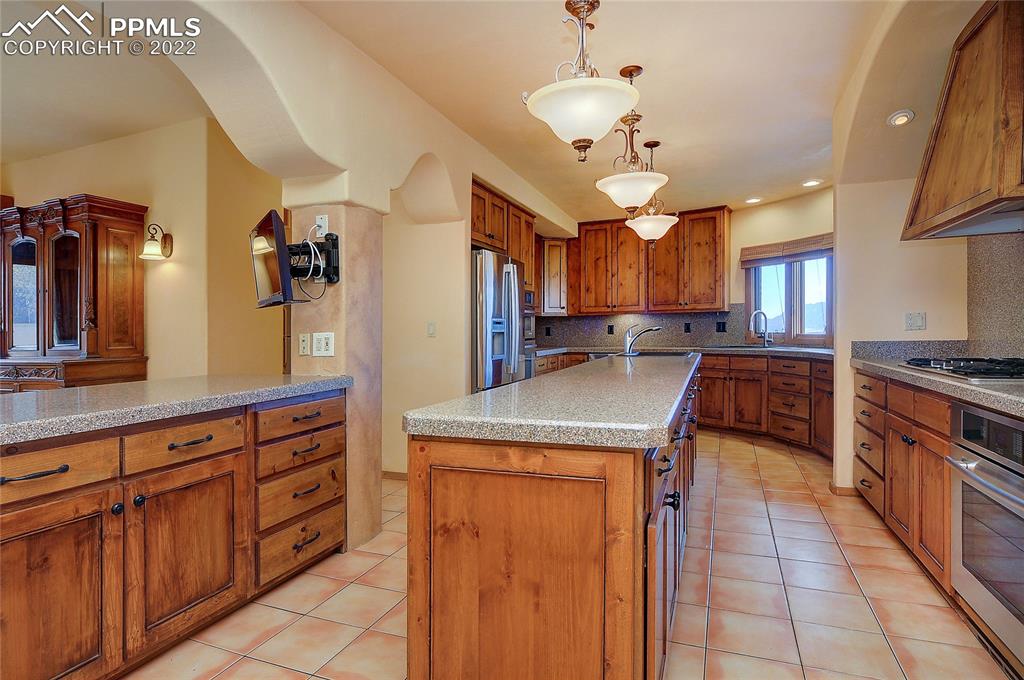 Listing 7608990, Image 20 of 37