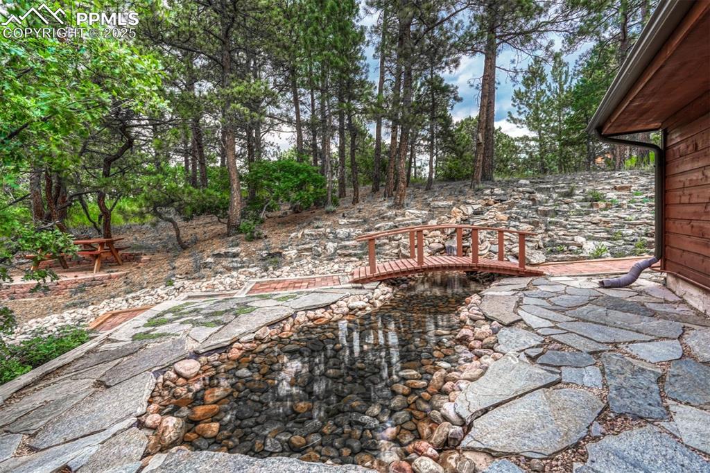 Image 27 of 38: Patio