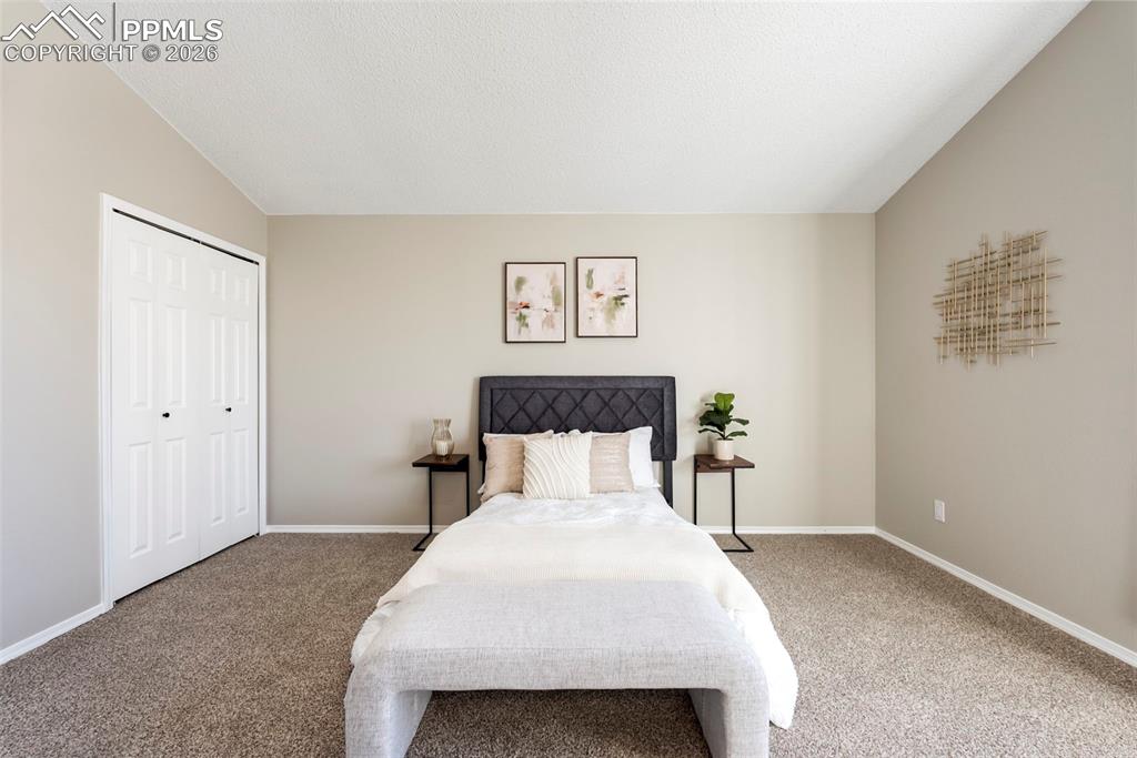 Image 30 of 45: Bedroom