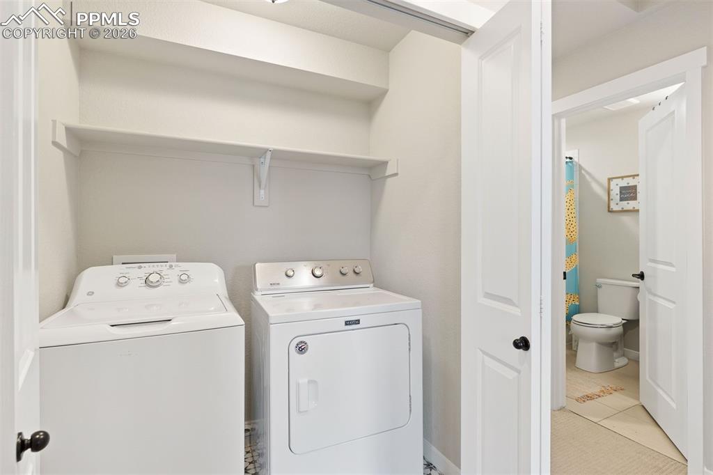 Image 25 of 32: Laundry