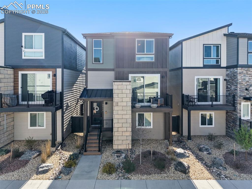 Image 29 of 32: Front of Structure