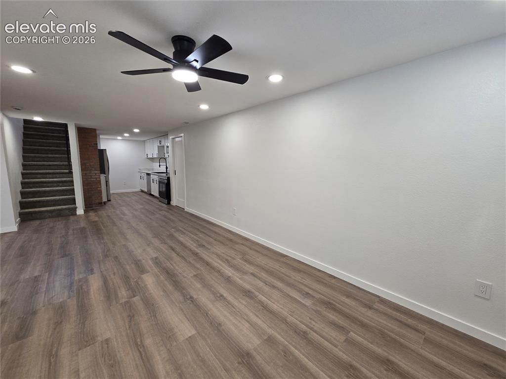 Image 18 of 36: Living Room
