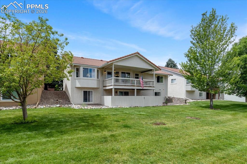 Image 30 of 35: Back of Structure