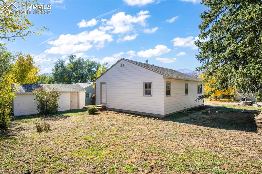 Image 36 of 50: Side of Structure