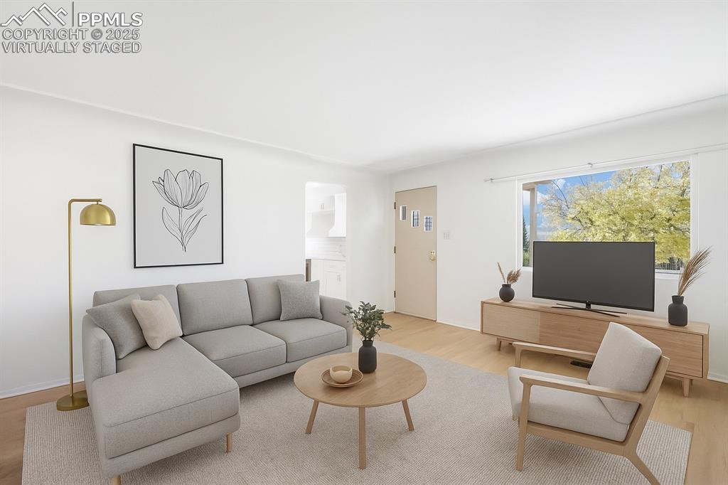 Image 4 of 50: Virtually Staged