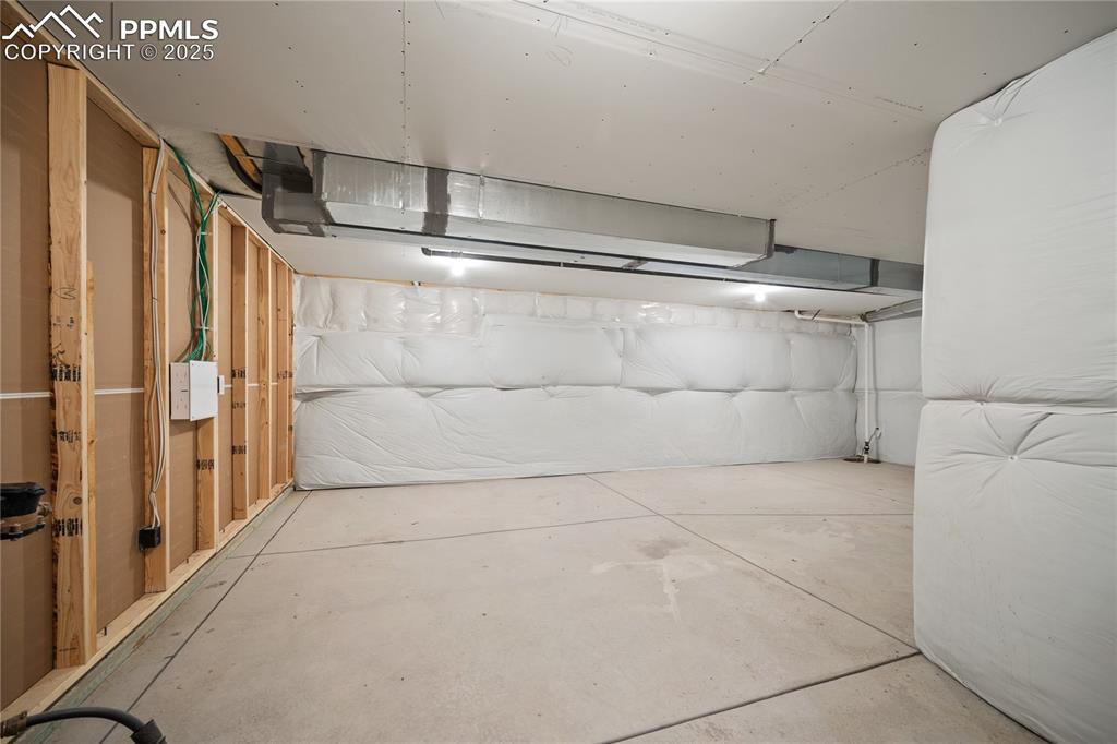 Image 33 of 34: Basement