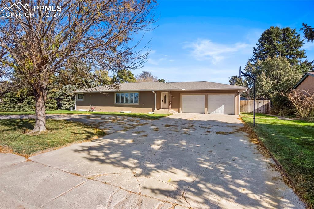 Image 3 of 36: Front of Structure