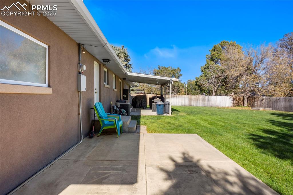 Image 30 of 36: Patio