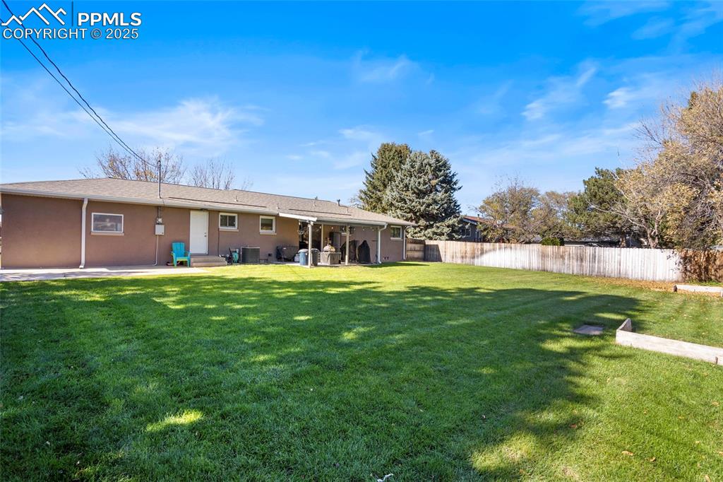 Image 31 of 36: Back of Structure