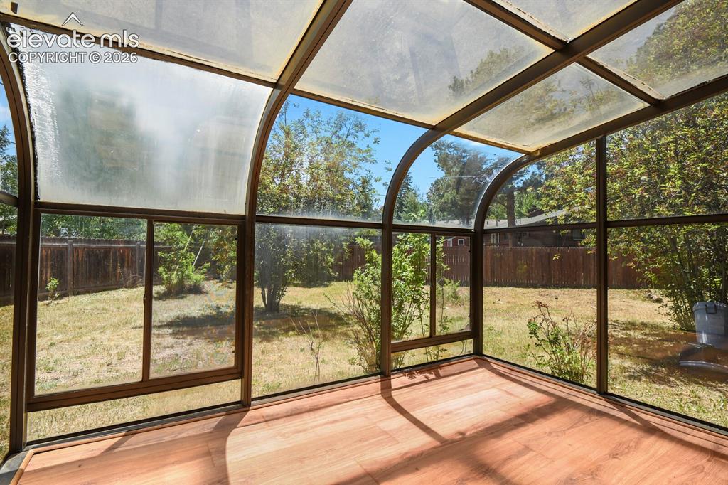 Image 21 of 40: Sun Room