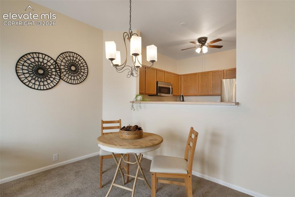Image 13 of 50: Dining Area