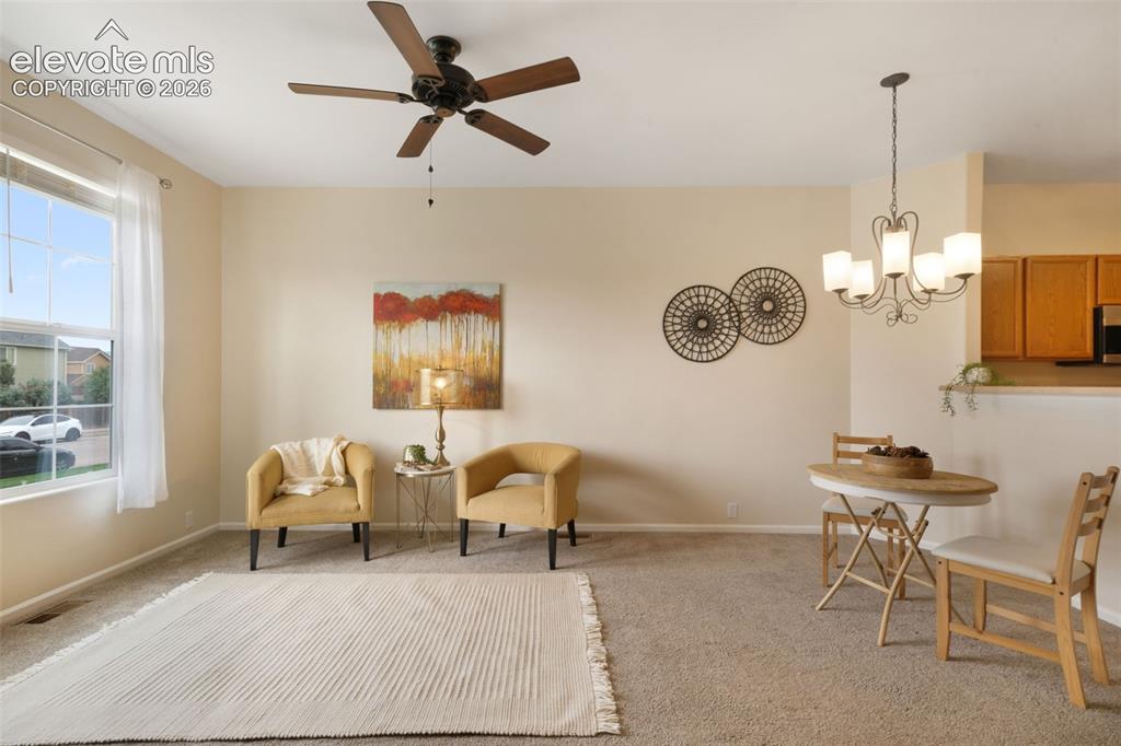 Image 14 of 50: Sitting Room