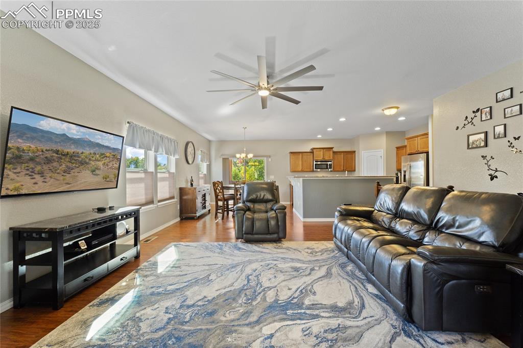 Image 8 of 41: Engineers Hardwood Floors. Gas Fireplace. 10 Foot Ceilings! Open Floor Plan