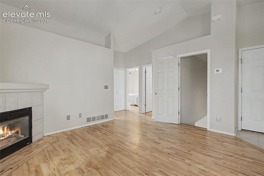Image 14 of 45: Living Room