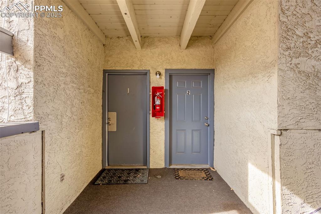 Image 5 of 17: Entry