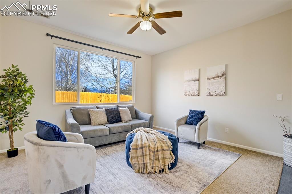 Image 12 of 50: Family Room