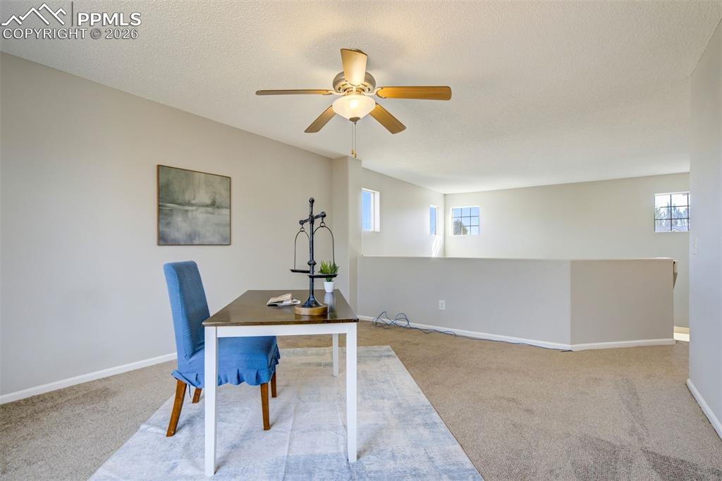 Image 28 of 50: Loft