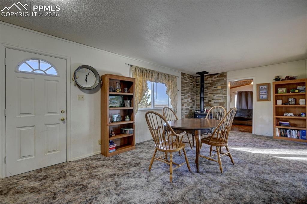 Image 11 of 41: Dining Area