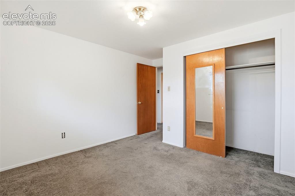 Image 17 of 38: Bedroom