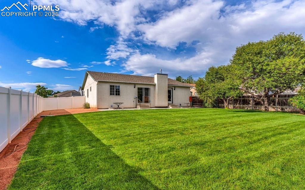 Image 25 of 30: No Description Available