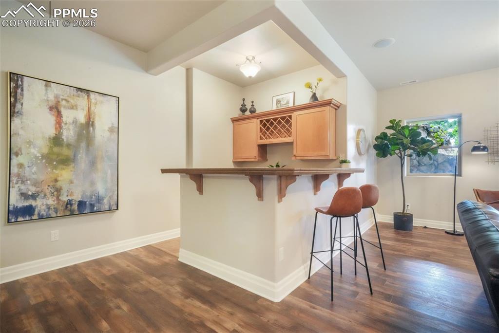 Image 33 of 49: Bedroom