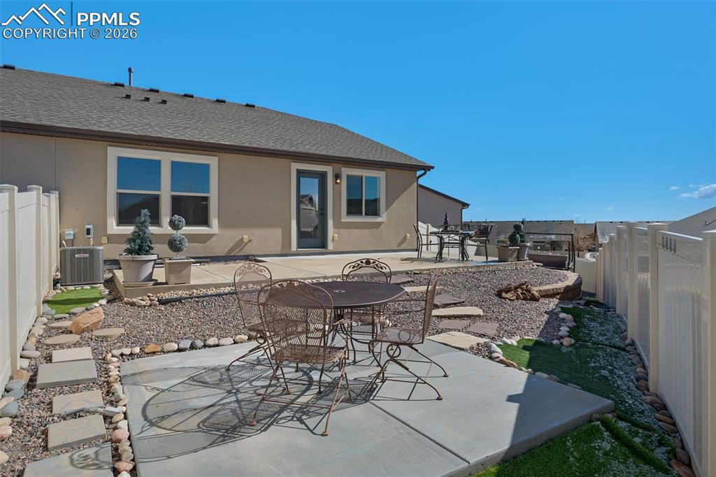 Image 45 of 45: Back of Structure