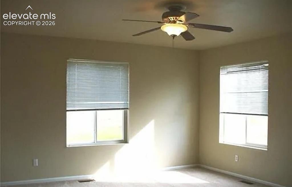 Image 5 of 11: BEDROOM 1