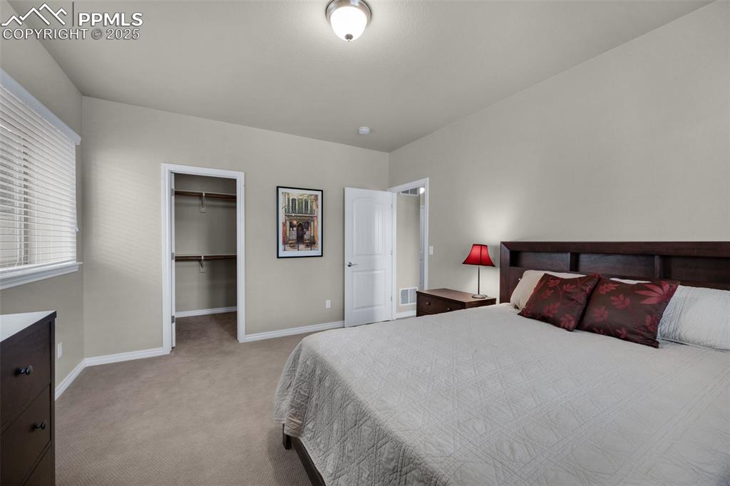 Image 44 of 48: Bedroom