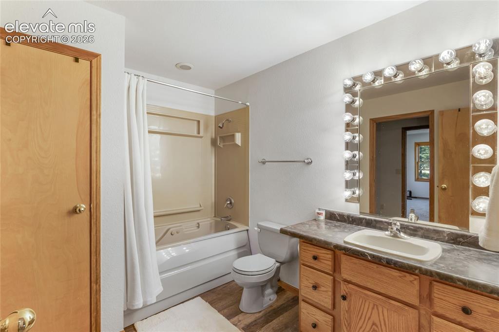 Image 16 of 29: Master Bathroom