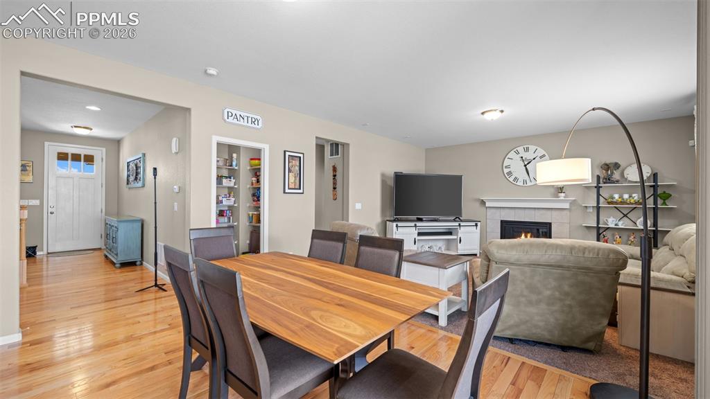 Image 12 of 39: Dining Area