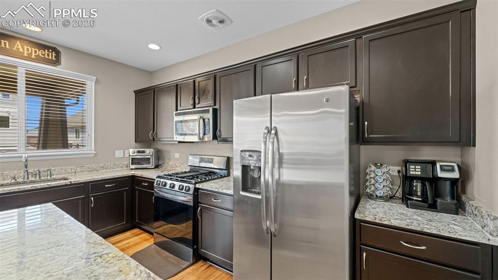 Image 8 of 39: Kitchen