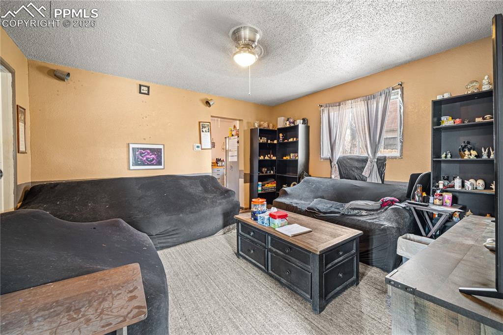 Image 7 of 26: Living Room