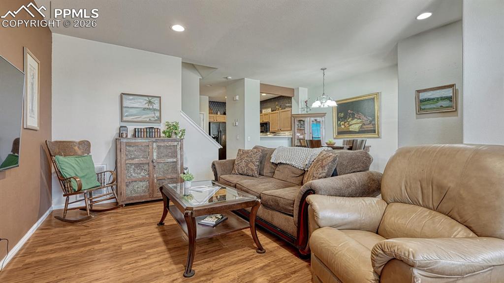 Image 9 of 24: Great Room