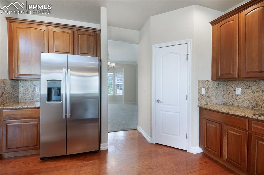 Image 10 of 29: Kitchen