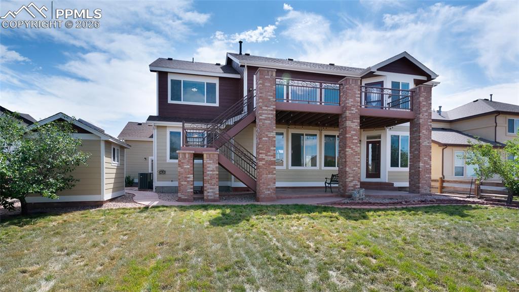 Image 27 of 29: Laundry