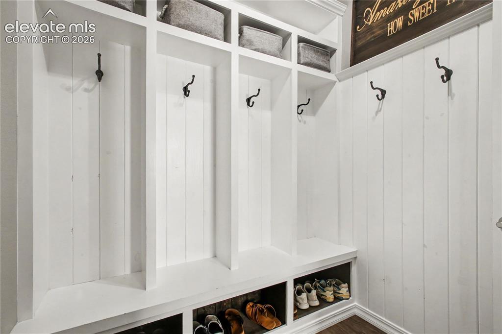 Image 18 of 50: Mud Room