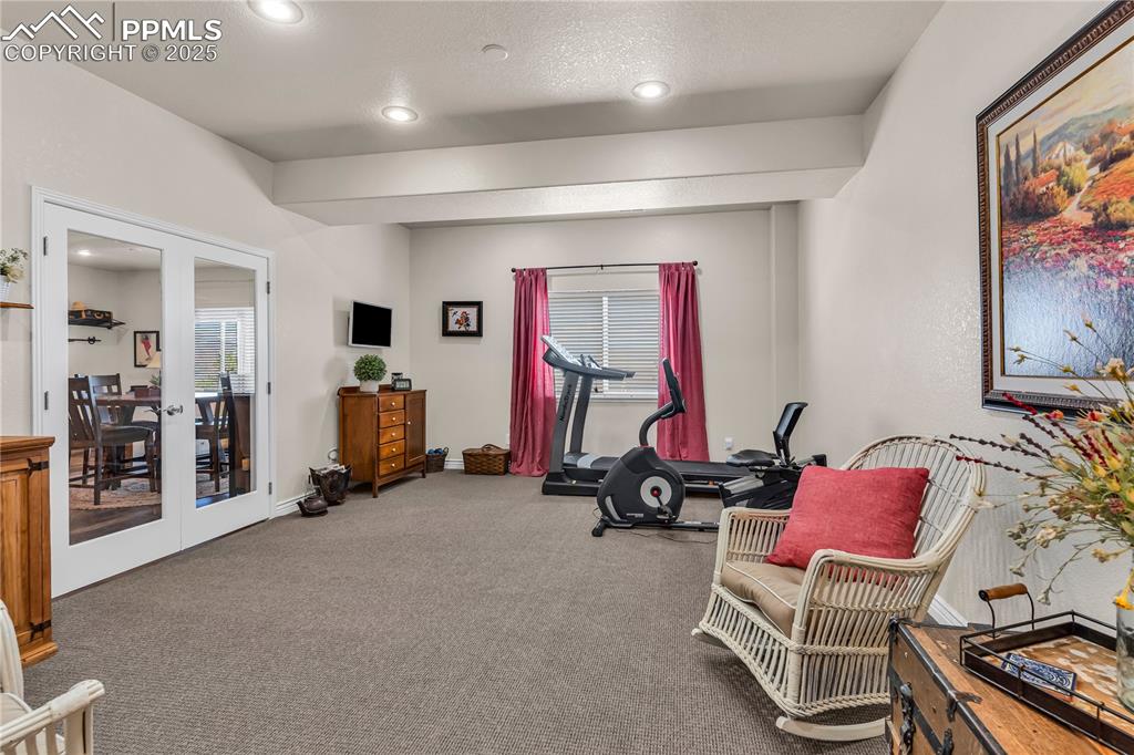 Image 40 of 50: Exercise Room