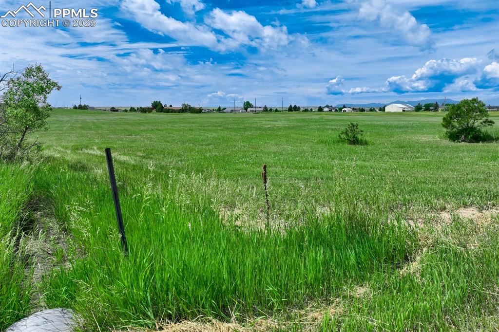 Image 19 of 20: View of undeveloped land featuring rural landscape