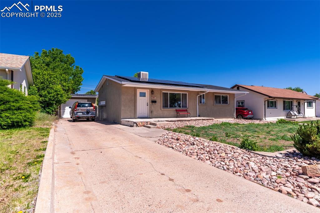 Image 29 of 31: Front of Structure