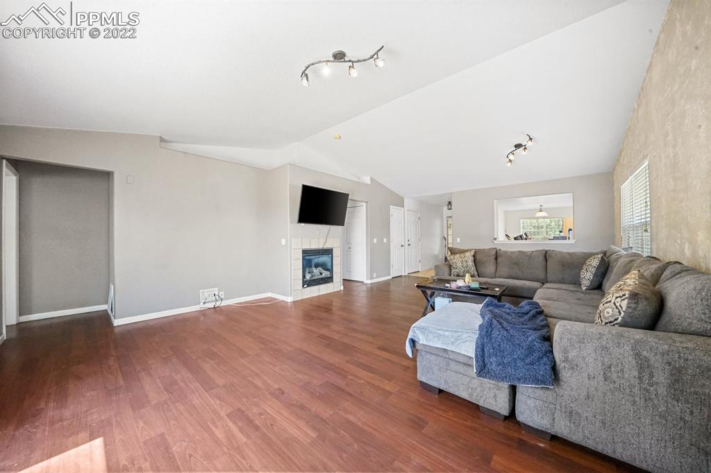Listing 7653254, Image 17 of 27