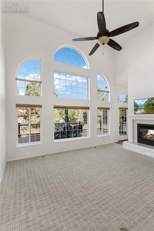 Image 12 of 42: Living Room