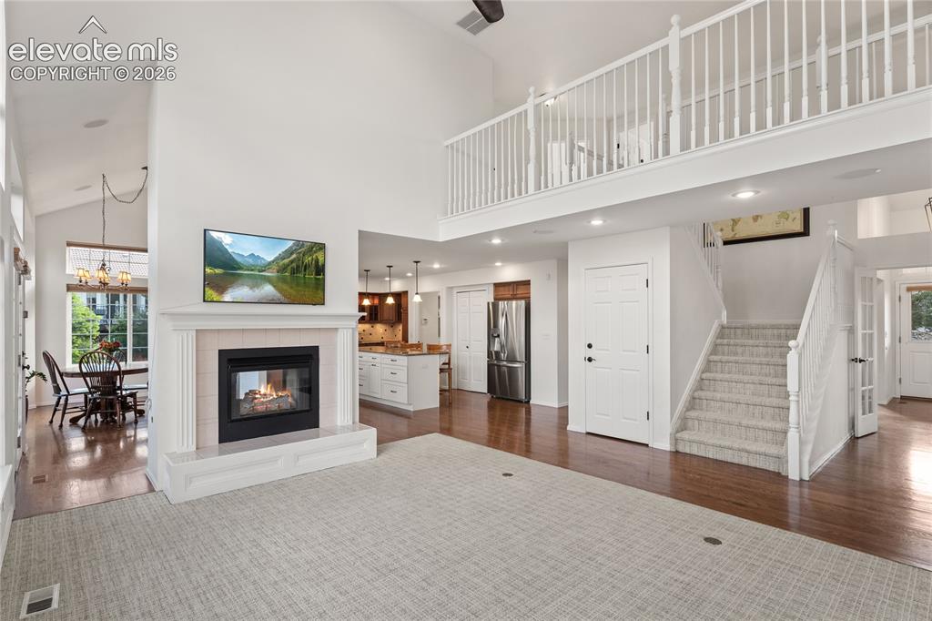 Image 13 of 42: Living Room