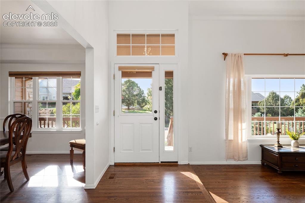 Image 7 of 42: Entry