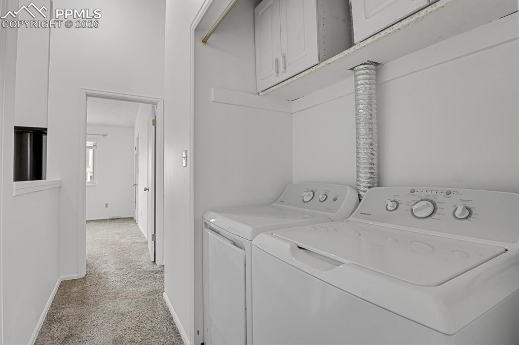 Image 16 of 19: Laundry