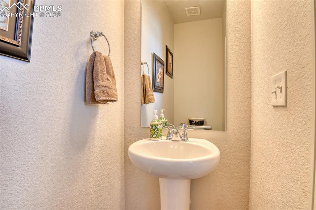 Image 13 of 30: Main level powder 