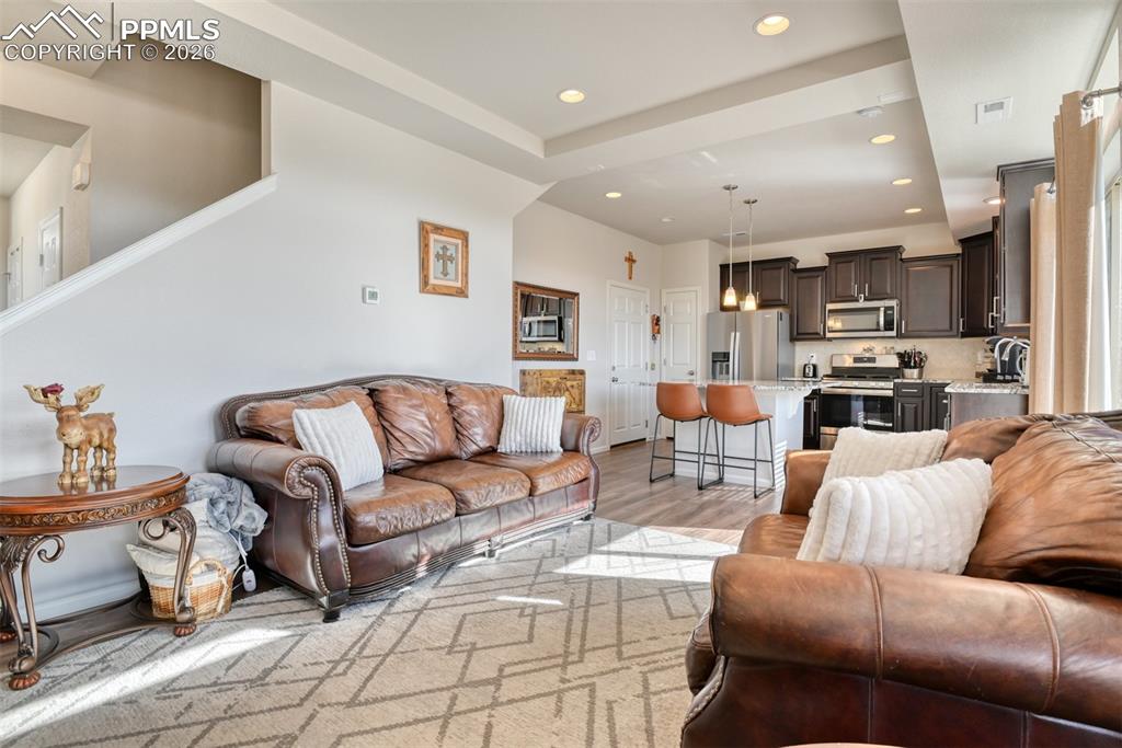 Image 5 of 30: Living Room